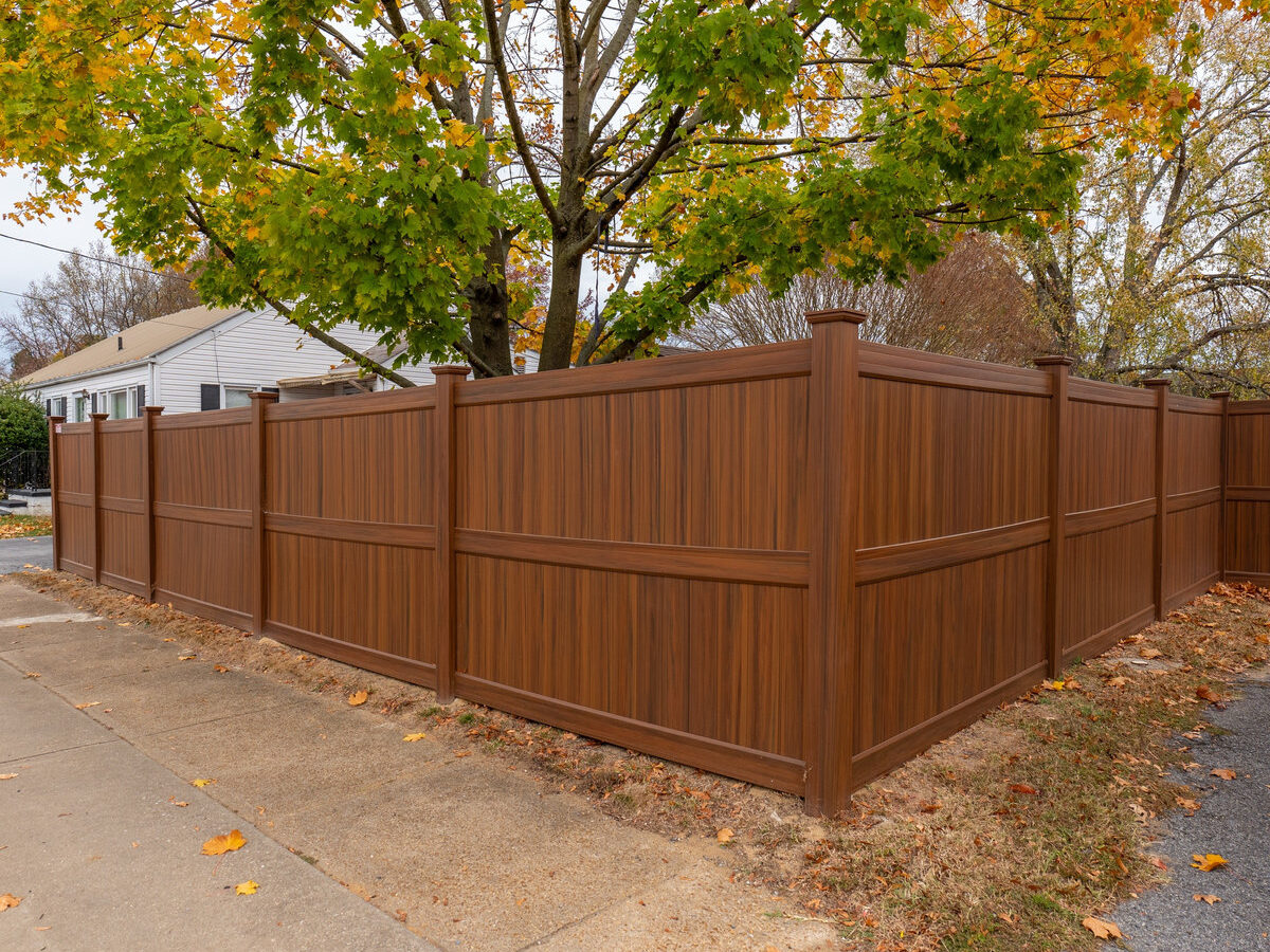 White vinyl privacy fence Christiana Delaware