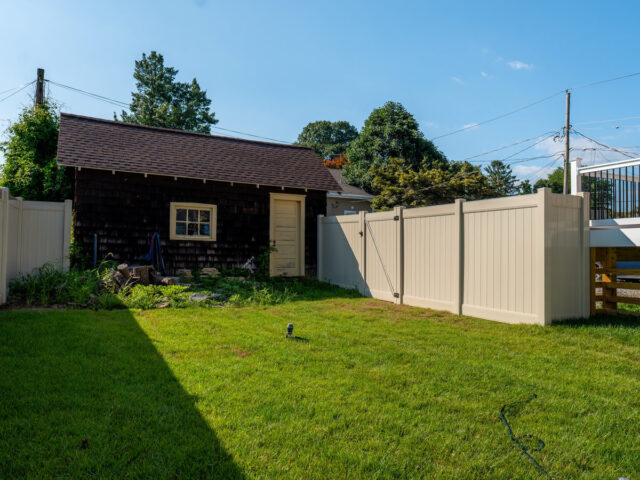 Brandywine Vinyl Fence – 5