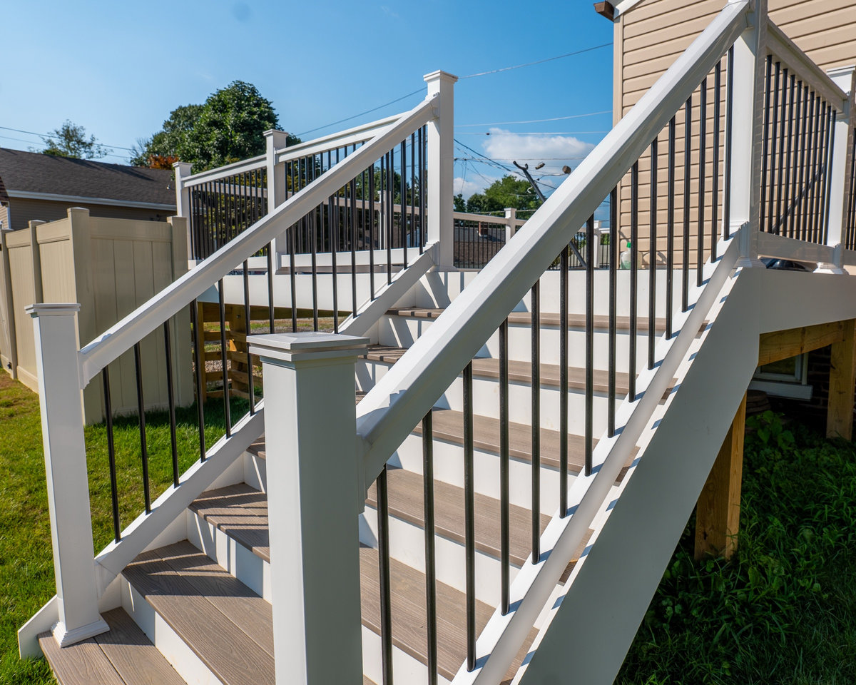 Wood deck Brandywine Boulevard Delaware
