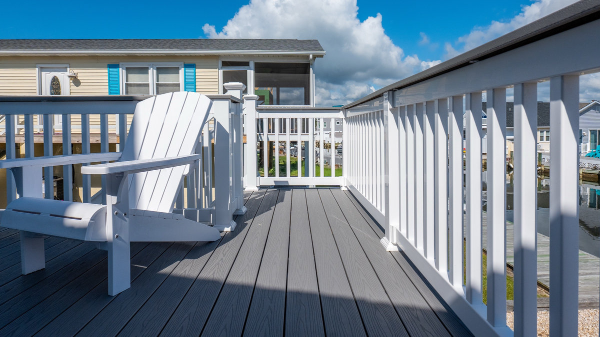 Composite deck Fenwick Island Delaware
