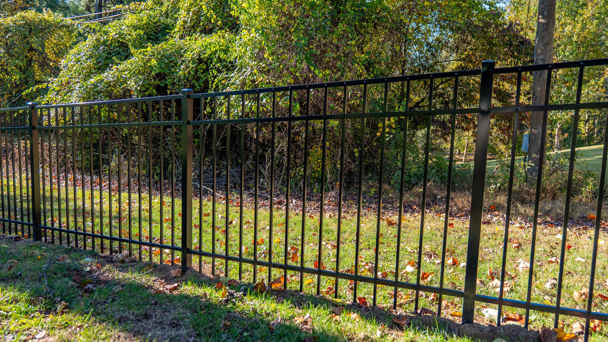 Black aluminum ornamental fence Greenville Delaware