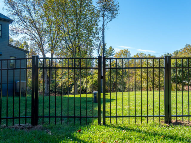 Greenville Aluminum Fence – 6