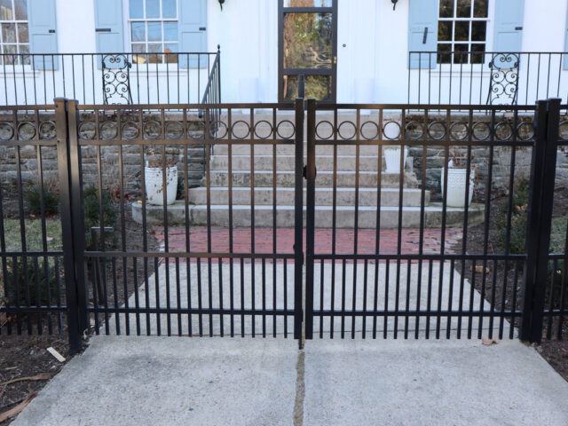 Willard Iron Gate – 3