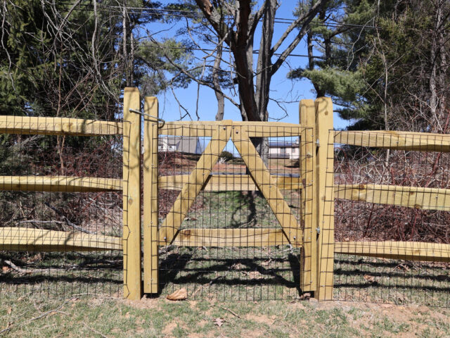 Westridge Drive Wood Fence – 6