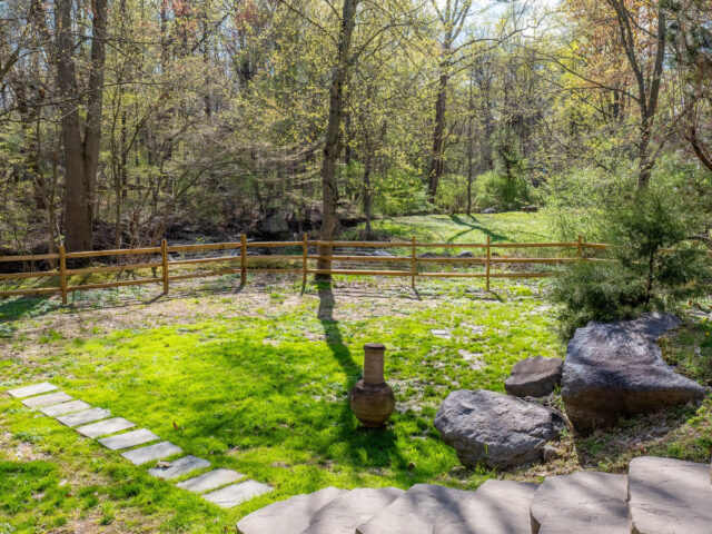 Bulk Wood Fence – 5