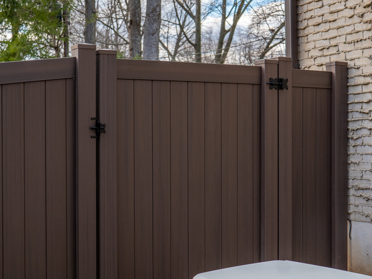 Wood privacy fence Delaware