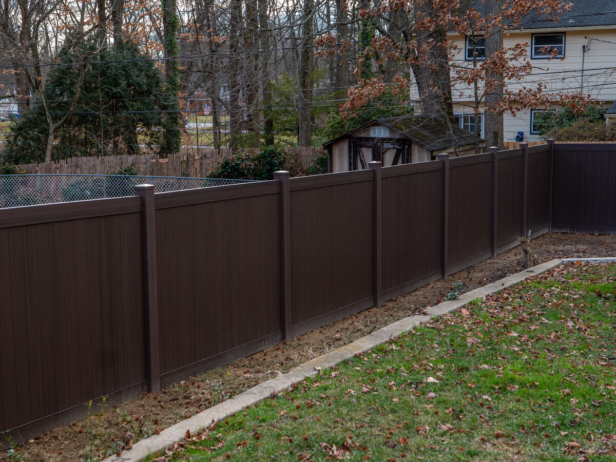 Wood privacy fence Delaware