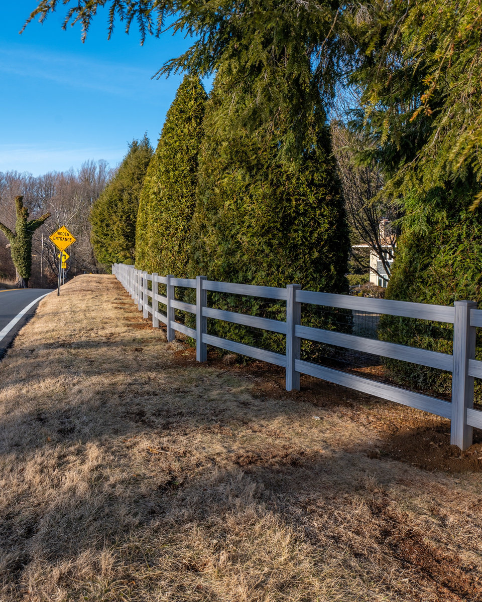 White vinyl fence Stargatt Delaware