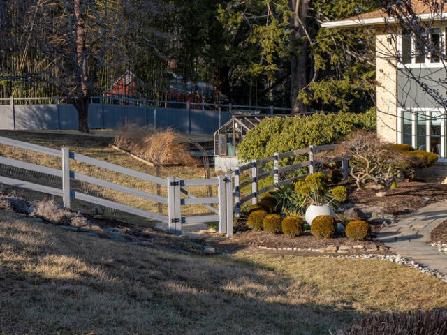 Stargatt Vinyl Fence – 15