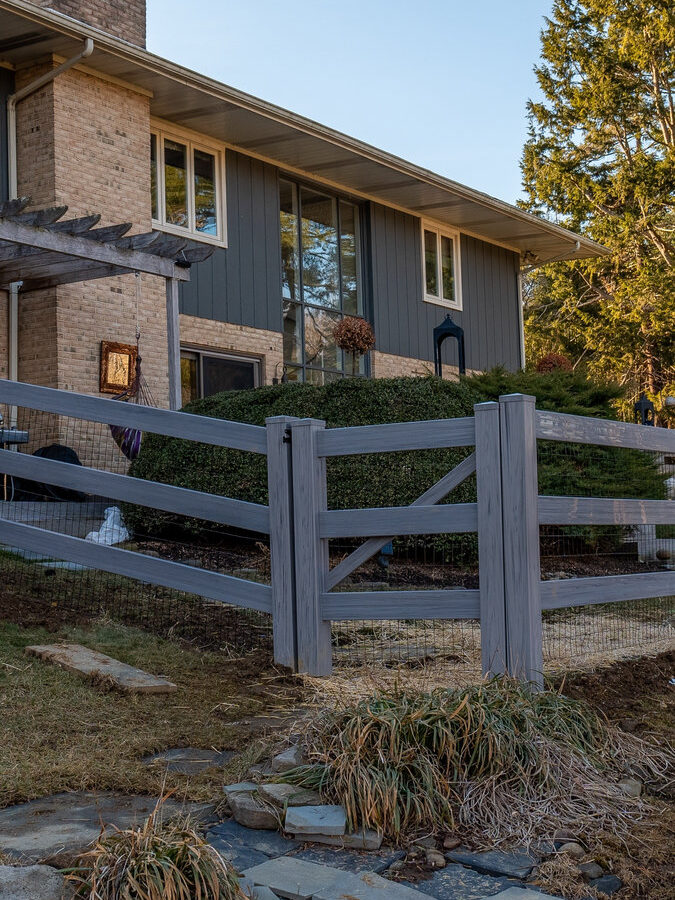 White vinyl fence Stargatt Delaware