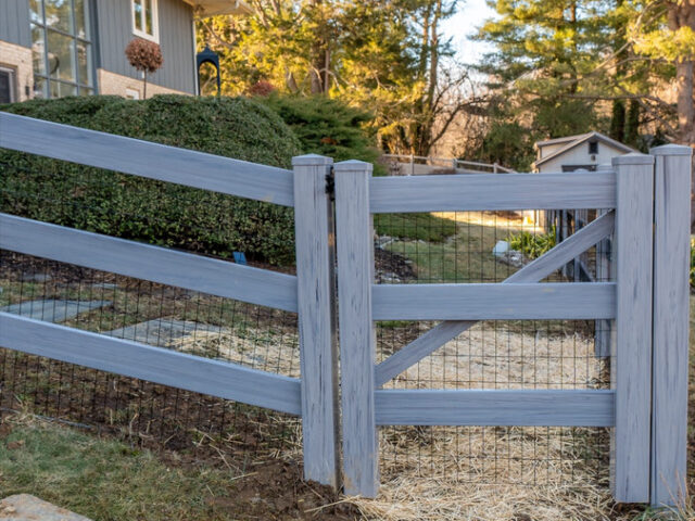Stargatt Vinyl Fence – 18