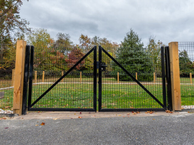 Townsend Wire Fence – 3