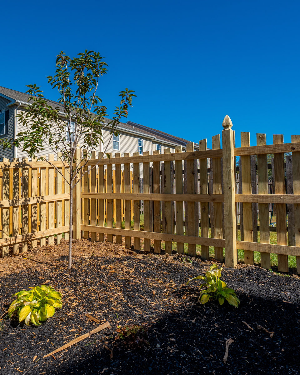 Custom wood fence Delaware