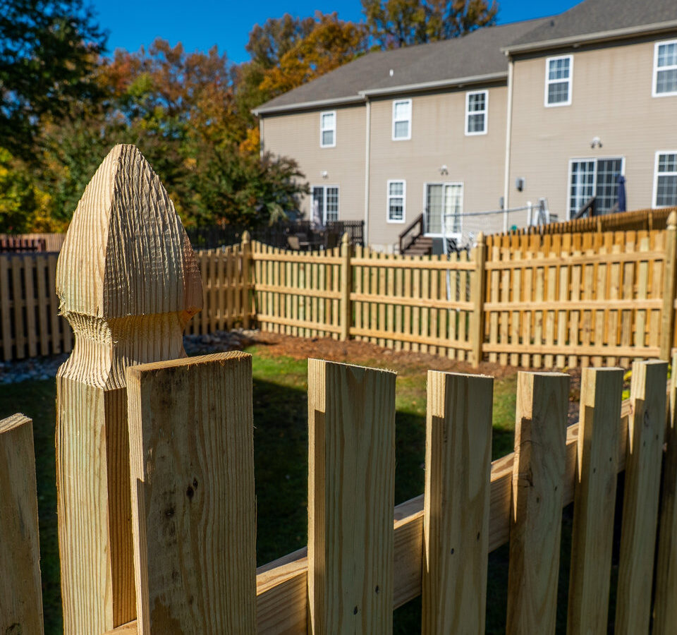 Custom wood fence Delaware